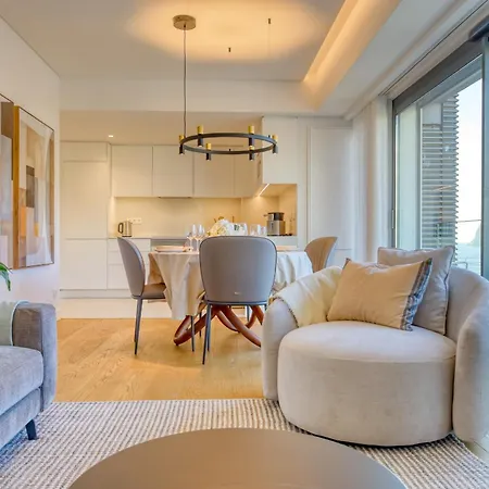 Acqua Blue 8e, A In Madeira *