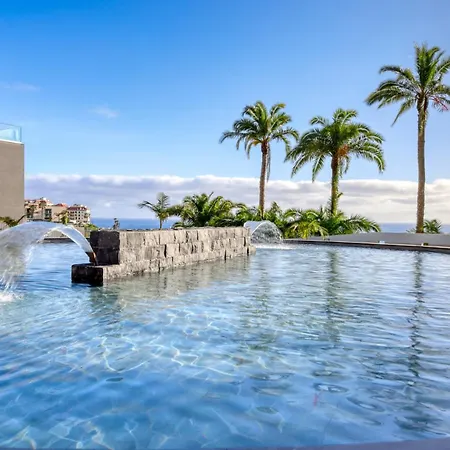 Acqua Blue 8e, A In Madeira * 푼샬