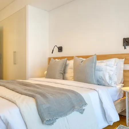 Acqua Blue 8e, A In Madeira 푼샬